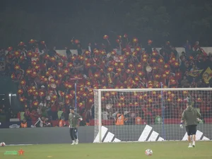 Vietnam National Team Triumphs Over Thailand: A Gallery of Iconic Match Highlights - image 12