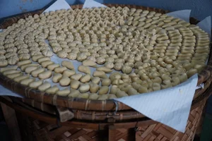 The 30-Year Legacy of Hue's Royal Cake Shop: A Culinary Journey - image 3