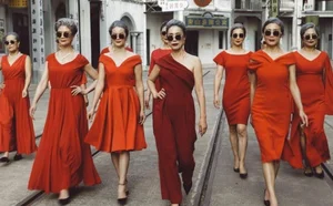 Timeless Elegance: The Incredible 71-Year-Old Woman with the Radiance of a 20-Year-Old - image 0