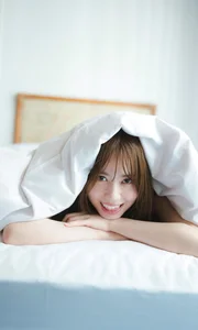 Sayuri Date Amakoi Diary Photo Book: A Beautiful Journey Through 61 Pages of Elegance and Charm - image 12