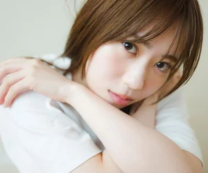 Sayuri Date Amakoi Diary Photo Book: A Beautiful Journey Through 61 Pages of Elegance and Charm - image 33