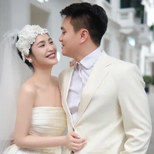 Stunning Wedding Photos of Miss Ethnic Vietnam Nông Thúy Hằng: A Celebration of Love and Elegance - image 6