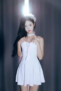 Hanseul Black Swan: Discover Pure Beauty and Enigmatic Charm in This Exclusive Collection (59P) - image 7
