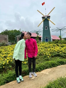H’Hen Nie Shares Hilarious Behind-the-Scenes Photos of Her Partner - image 6