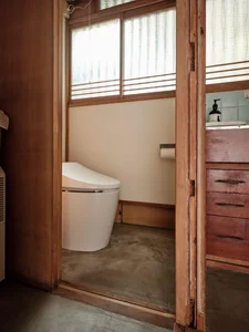 Experience Slow Living: A Stunning 60-Year-Old Traditional Japanese Wooden House Renovation in Kamakura Embracing Wabi-Sabi Design and Timeless Heritage. - image 10