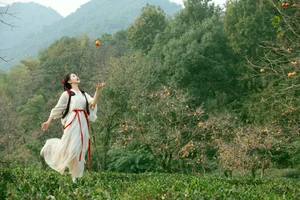 YiTuYu Art Language Vol.6382: Exploring Contemporary Style with Jiao Yi Zhi Sui Sui - image 4