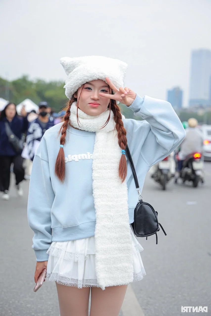 Concert Fashion Trends: Luxury Style and Gen Z Vibes at 'Anh Trai Say Hi'