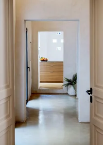 19th-Century Italian Warehouse Transformed into a Modern Light-Filled Luxury Home - image 10
