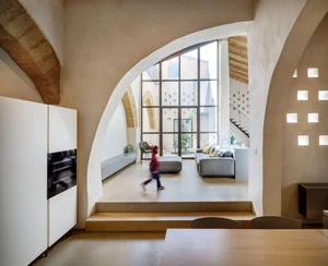 19th-Century Italian Warehouse Transformed into a Modern Light-Filled Luxury Home - image 5
