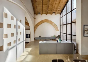 19th-Century Italian Warehouse Transformed into a Modern Light-Filled Luxury Home - image 12
