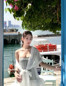 Tammy Pham Stuns in Form-Fitting Outfits Highlighting Her Stunning Figure and Modern Style - image 2