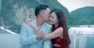 Viet Hoa’s Captivating Dual Styles: Exploring the Contrasting Character Looks in the Hit Drama Doc Dao - image 15