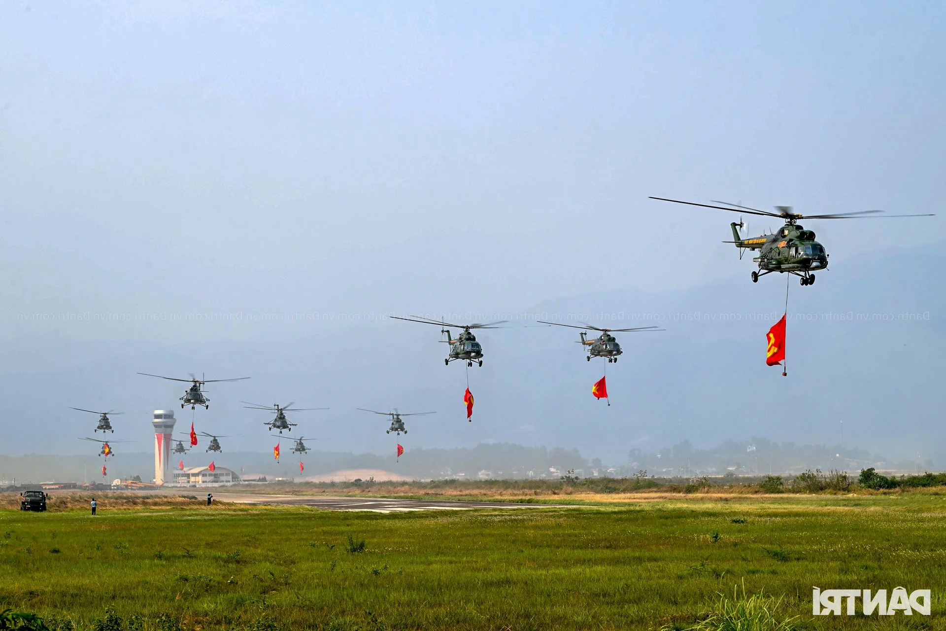 Vietnam Air Force Helicopter Flyover Commemorates Historic Dien Bien Phu Victory