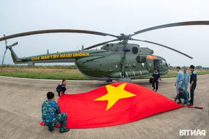 Vietnam Air Force Helicopter Flyover Commemorates Historic Dien Bien Phu Victory - image 15