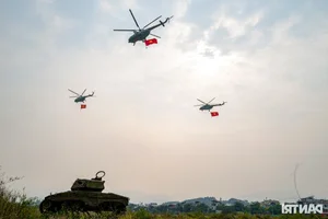 Vietnam Air Force Helicopter Flyover Commemorates Historic Dien Bien Phu Victory - image 6