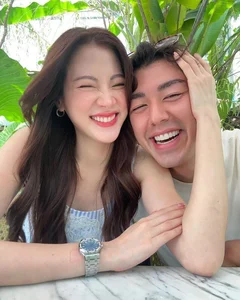 Top Thai Actresses and Their Romantic Relationships: Heartwarming Moments of Celebrity Couples - image 4