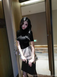 Elegance Defined: Ye Zhi Nuo Mi Ji in XiuRen No.10817 Collection - image 33