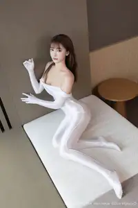 XiuRen No.10704: Lu Xuan Xuan Graceful in White, Captivating Elegance That Draws Every Gaze - image 19