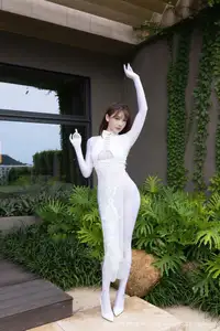 XiuRen No.10704: Lu Xuan Xuan Graceful in White, Captivating Elegance That Draws Every Gaze - image 23