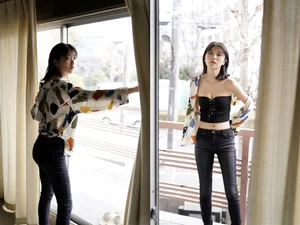 Mio Kudo Early Summer Elegance: A Radiant Photoshoot Capturing Seasonal Vibes - image 42