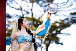 YiTuYu Art Language Vol.4487: A Masterpiece Featuring Model Yuan Yuan - image 13