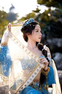 YiTuYu Art Language Vol.4487: A Masterpiece Featuring Model Yuan Yuan - image 2