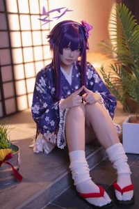 Ethereal New Year Elegance: Lunananya’s Stunning Igusa Haruka Cosplay from Blue Archive - image 7