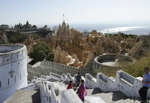 Exploring the 7 Architectural Wonders of Jainism in India: A Guide to Spiritual Masterpieces - image 7