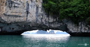 Quang Ninh Travel Guide 2024: Top 28 Essential Experiences and Attractions - image 21