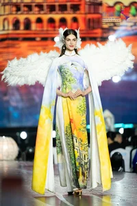 Vietnamese Beauty Queens Shine in Designer Viet Hung's Elegant Ao Dai Collection - image 3