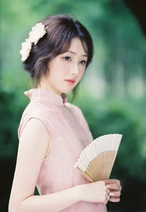 Elegant Portraits in YiTuYu Art Language Vol.10377 – Shan Shan Hua Tao - image 0