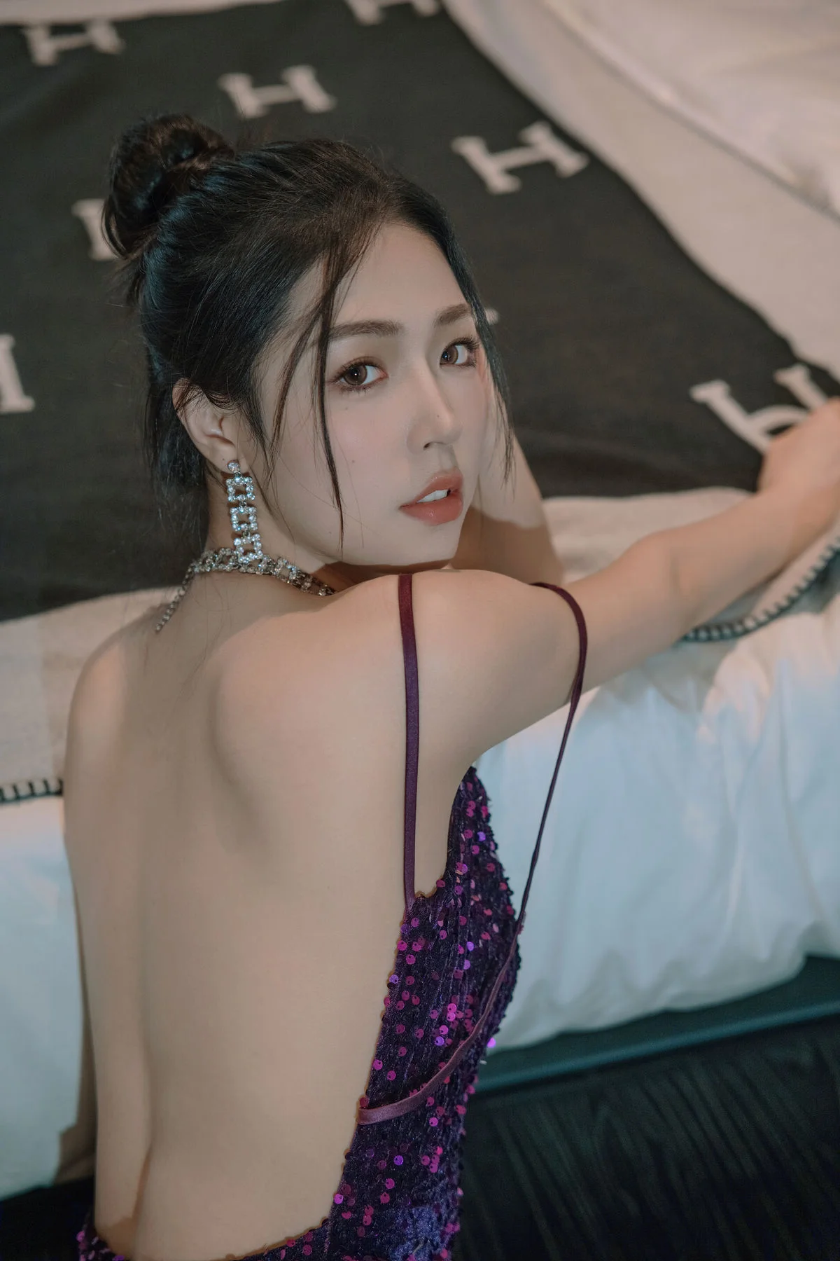 Classic Beauty: YiTuYu Art Language Vol.6923 Featuring Sha Sha
