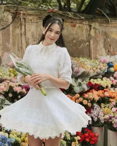 Mastering Monochrome Style: Elegant Black and White Outfit Inspiration from Fashion Icon Mai Ngoc - image 6