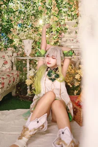 Ethereal Wisdom: Mumu Momo Captures the Divine Essence of Nahida in Stunning Cosplay - image 4