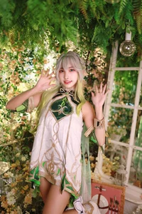 Ethereal Wisdom: Mumu Momo Captures the Divine Essence of Nahida in Stunning Cosplay - image 2