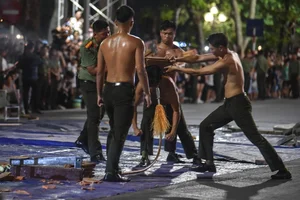 Spectacular Martial Arts and Drill Exhibition by the CAND Guard Force in Hanoi - image 6