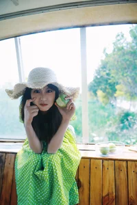Artistic Portraits in Dali: Xiao U for YiTuYu Art Language Vol.9132 - Vintage Bus Aesthetic - image 8
