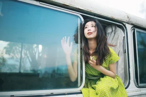 Artistic Portraits in Dali: Xiao U for YiTuYu Art Language Vol.9132 - Vintage Bus Aesthetic - image 16