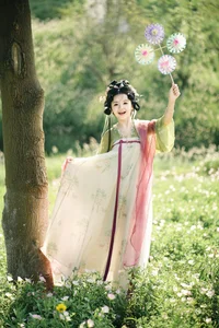 Captivating Visuals in YiTuYu Art Language Vol.7285 Featuring Xiao Yu - image 1