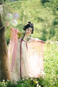 Captivating Visuals in YiTuYu Art Language Vol.7285 Featuring Xiao Yu - image 9