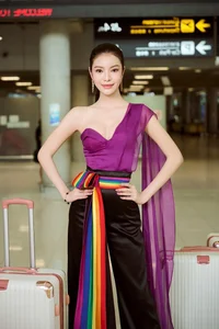 Tuong San's Stunning Bikini Photoshoot: A Blend of Sweetness and Bold Fashion at Age 19 - image 5