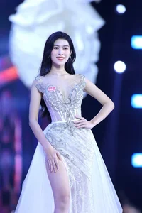 Top Swimsuit Performers and Stunning Physiques at Miss Vietnam 2024 - image 6