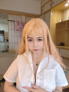 Captivating Kitagawa Marin Cosplay by 不呆猫: Your Favorite Waifu Comes to Life! - image 4