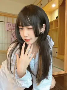 Captivating Kitagawa Marin Cosplay by 不呆猫: Your Favorite Waifu Comes to Life! - image 9