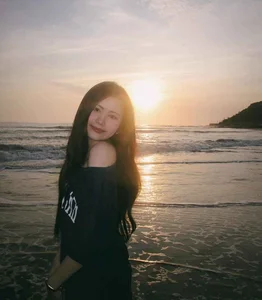 Hat De's Stunning Transformation: The New Look of Quyen Linh's Daughter - image 2