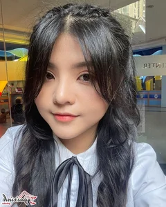 Reency Ngô: The Gen Z TikTok Star Redefining Cute and Dynamic Fashion Trends - image 32