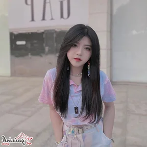 Reency Ngô: The Gen Z TikTok Star Redefining Cute and Dynamic Fashion Trends - image 31