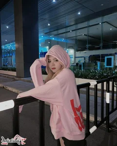 Reency Ngô: The Gen Z TikTok Star Redefining Cute and Dynamic Fashion Trends - image 21