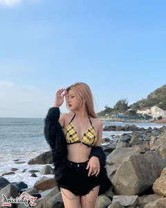 Reency Ngô: The Gen Z TikTok Star Redefining Cute and Dynamic Fashion Trends - image 24