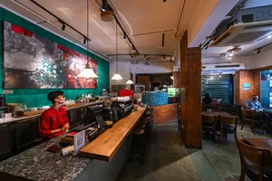 Discover Authentic Vietnamese Restaurants Recognized by the Michelin Guide for Culinary Excellence - image 8